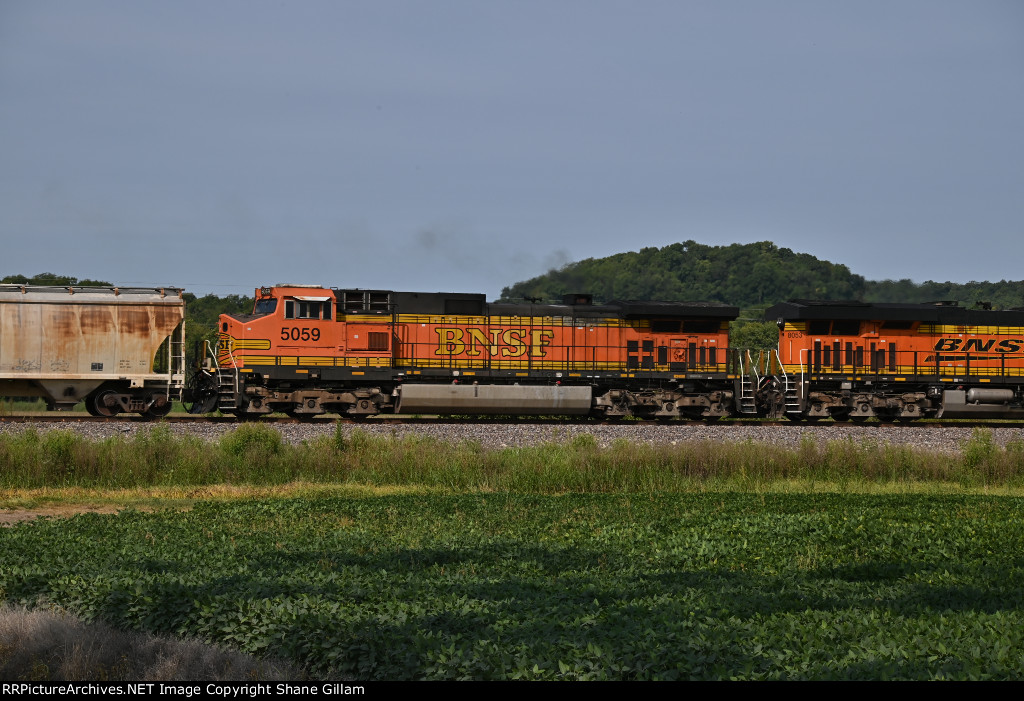 BNSF 5059 Roster shot